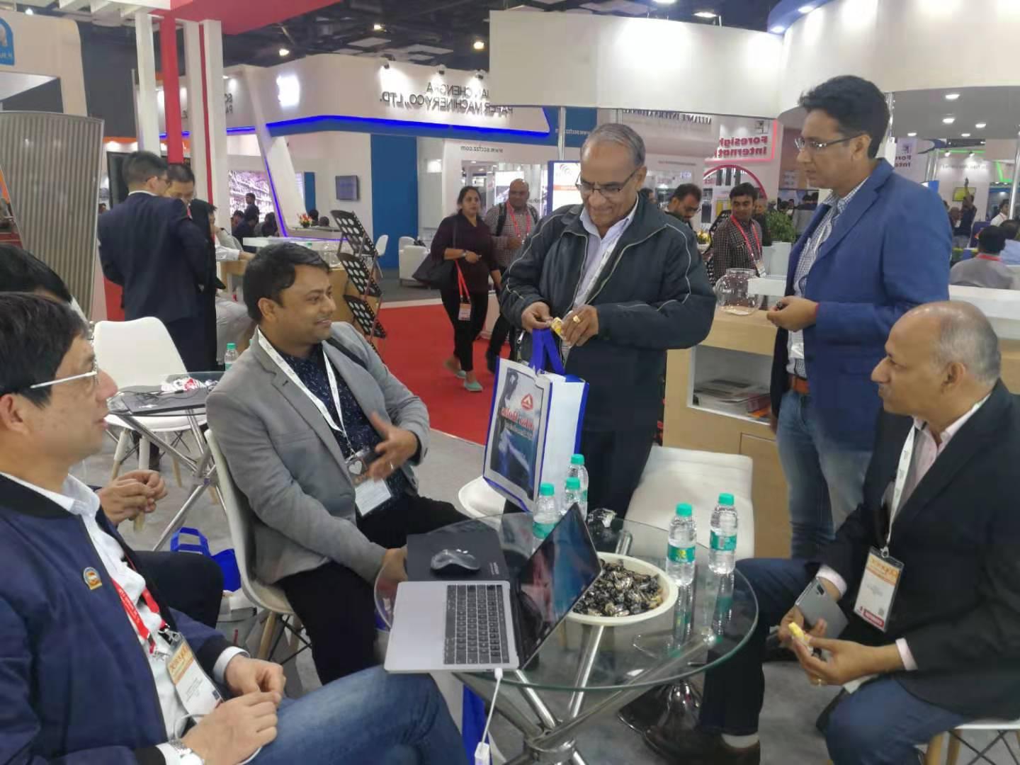 SLMC Delegation Attend the 2019Paperex International Paper Exhibition